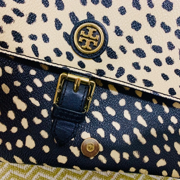 Tory Burch Crossbody Bag - Picture 9 of 9